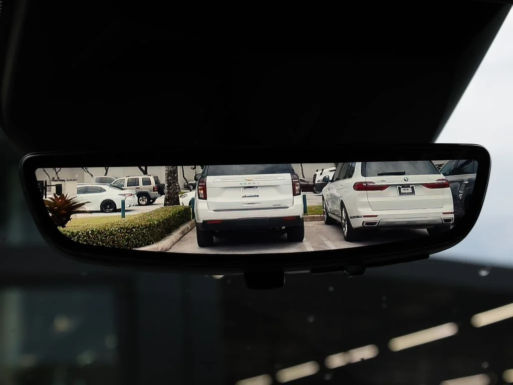 Used 2025 White Cadillac Premium image 42