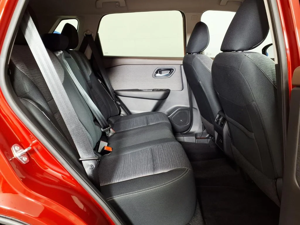 Used 2023 Red Nissan SV image 11