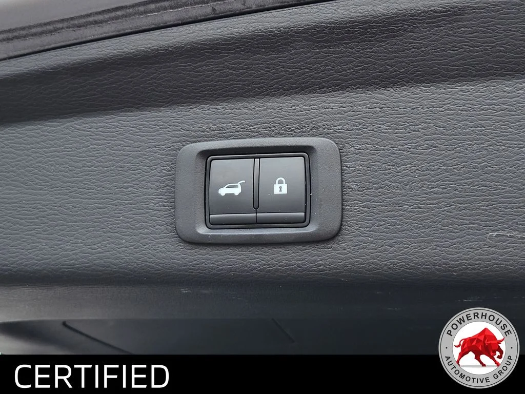 Used 2024  Mitsubishi SE image 14