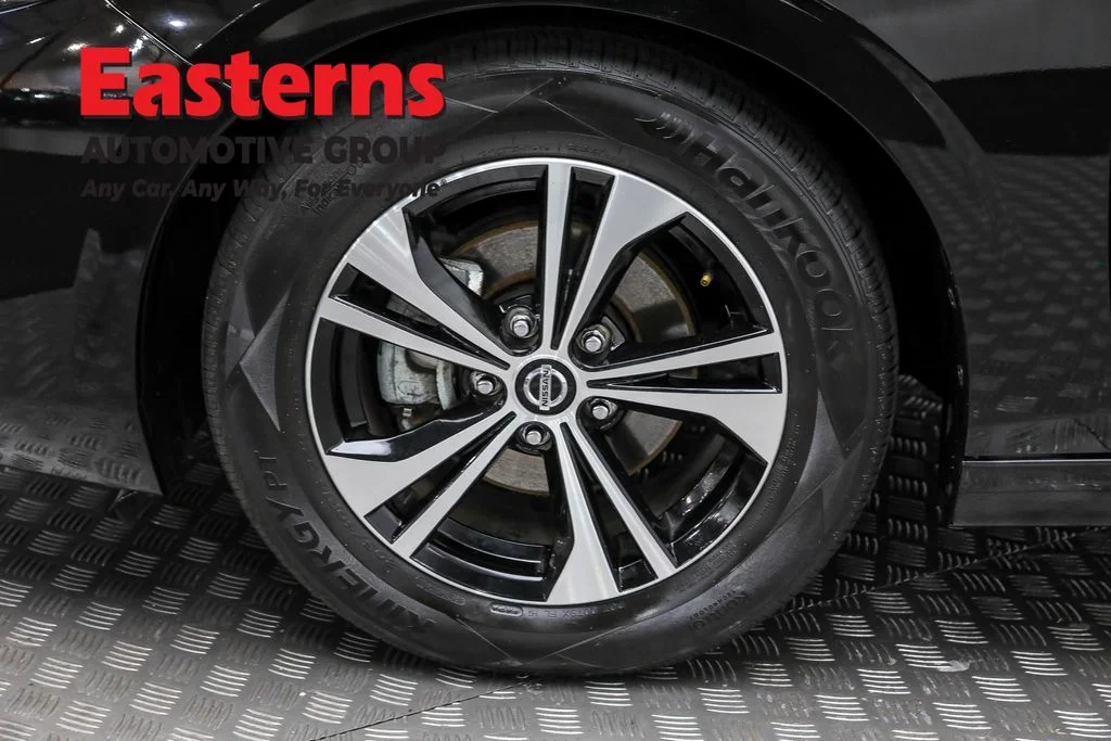 Used 2022 Black Nissan SV image 30