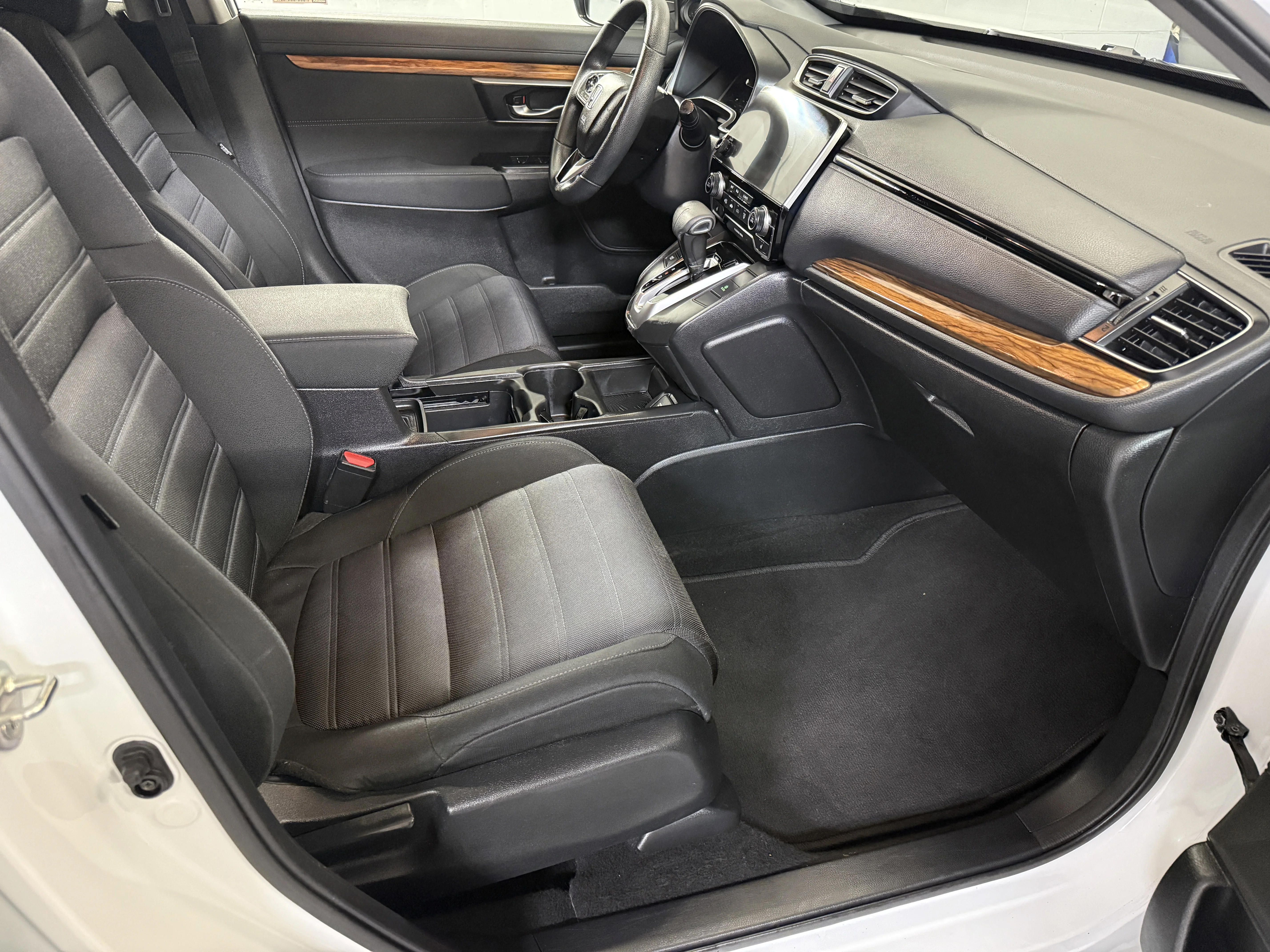 Certified Used 2019 Platinum White Pearl Honda EX image 24