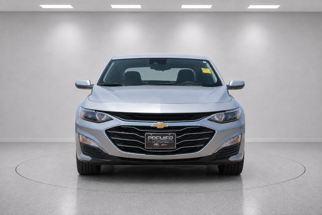 Used 2025 Gray Chevrolet LT image 8