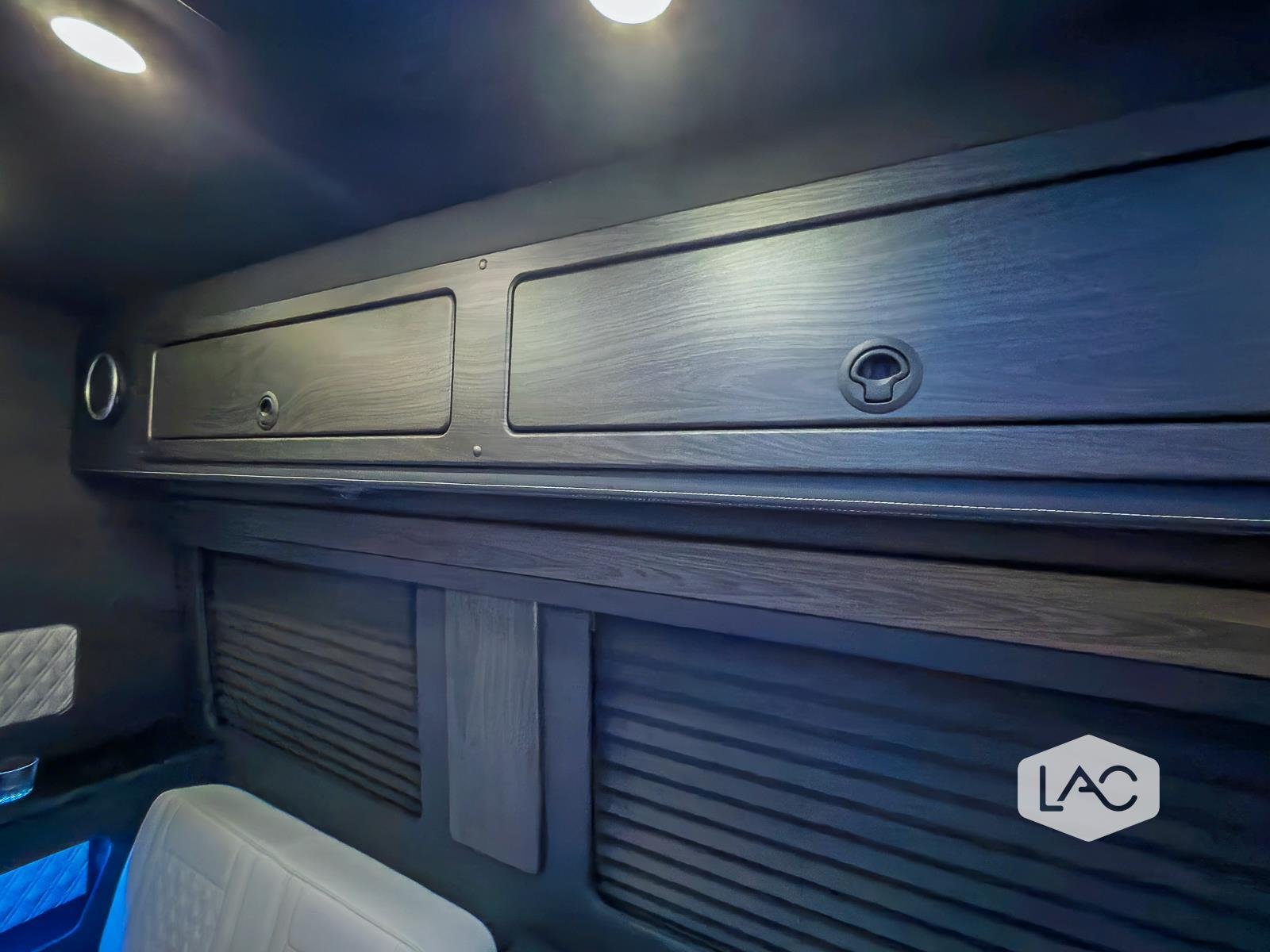 New 2027 WHITE OGV LUXURY COACH 170EXT image 10