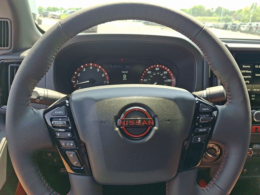 2026 Nissan Frontier — photo 13