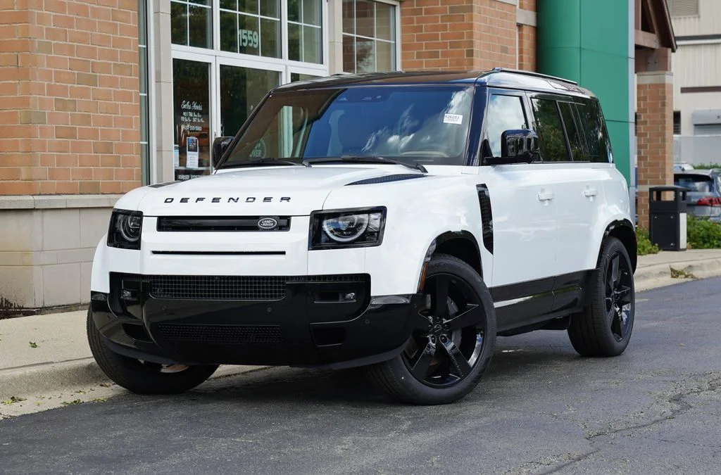 New 2026 Fuji White Land Rover X-Dynamic SE image 1