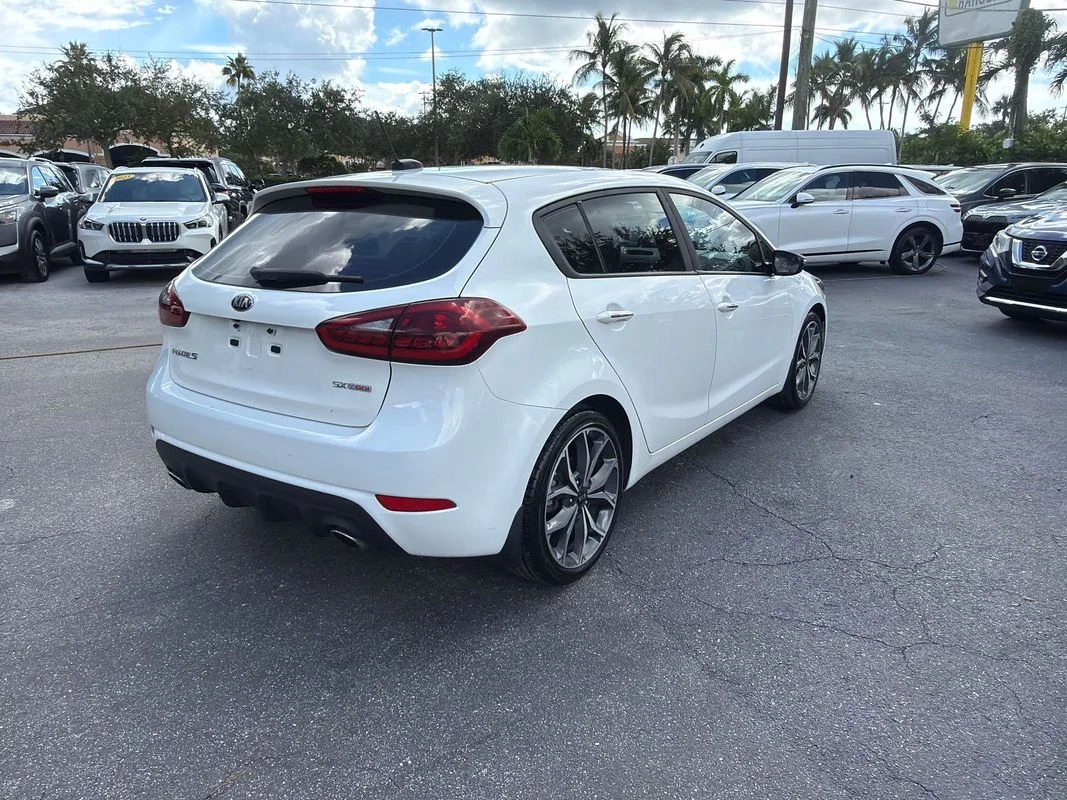 Used 2018 White Kia SX image 5