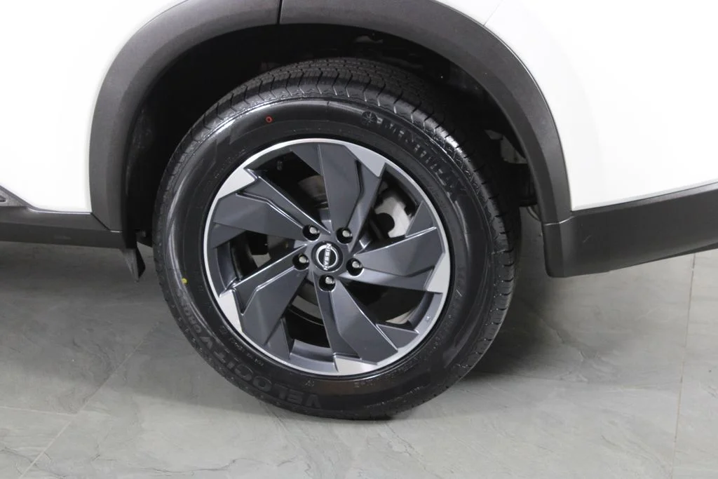Certified Used 2025 White Nissan SV image 15