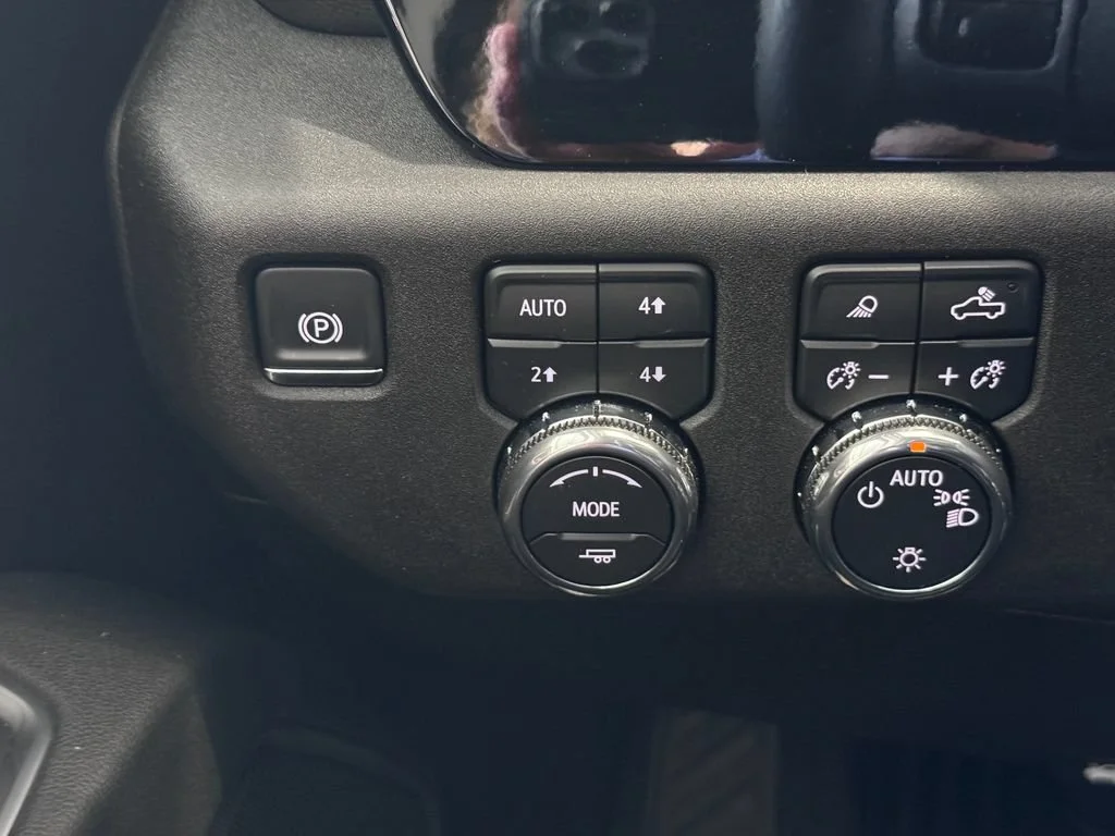 2026 GMC Sierra 1500 SLE - Photo 25