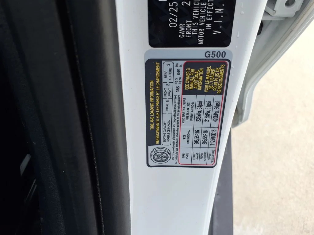 Used 2025 White Kia LXS image 31