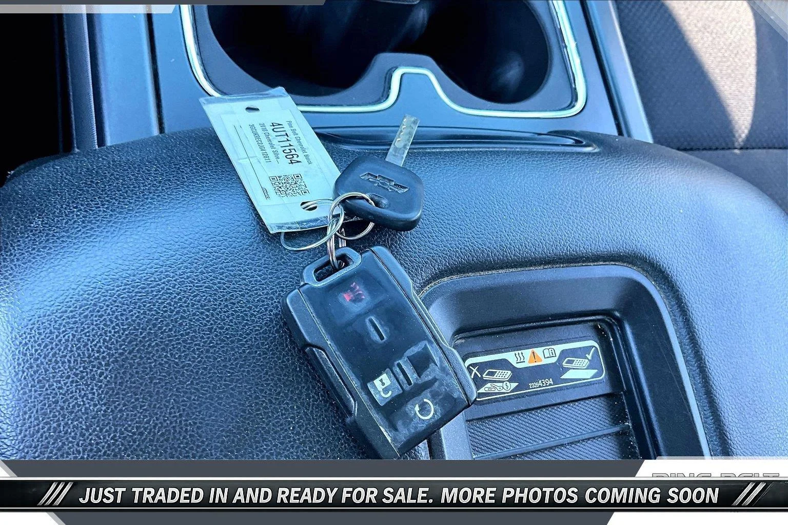 Used 2018 SILVER ICE METALLIC Chevrolet LT image 10