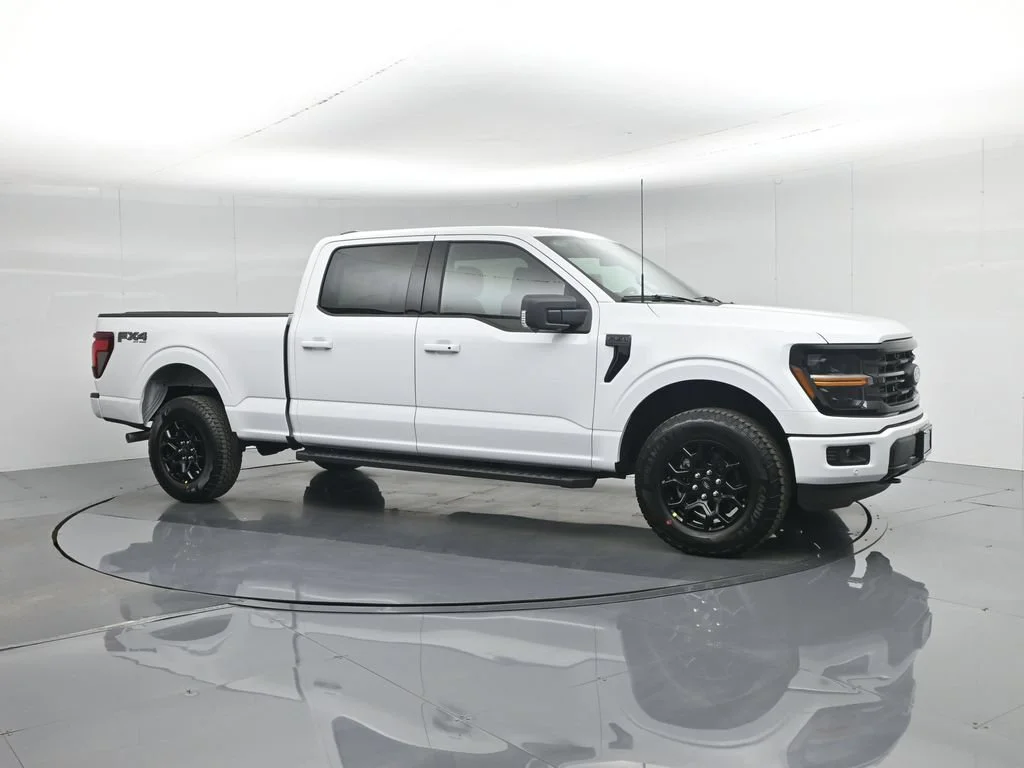 New 2026 White Ford XLT image 8