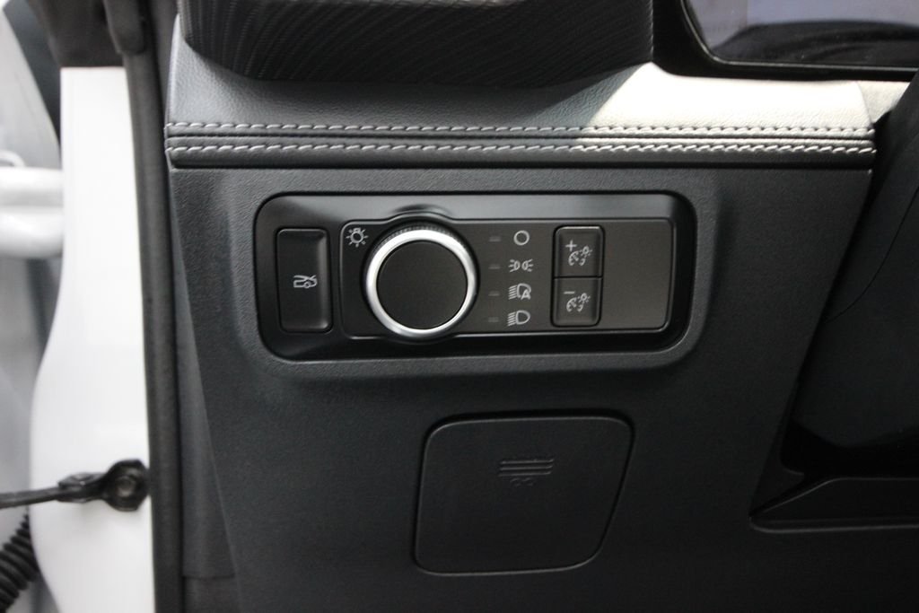 Used 2024 White Ford EcoBoost Premium image 24