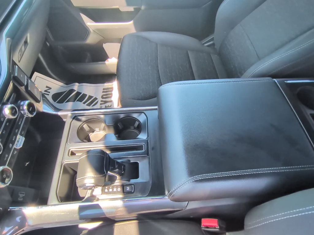 Used 2023 Silver Ford XLT image 13