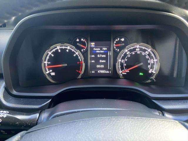 Certified Used 2022 BLIZZARD PEARL Toyota  image 29