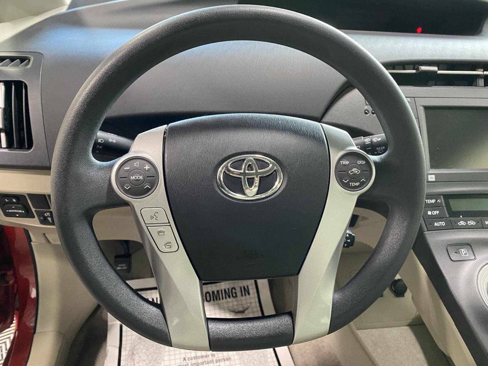 Used 2011 Barcelona Red Metallic Toyota Three image 19