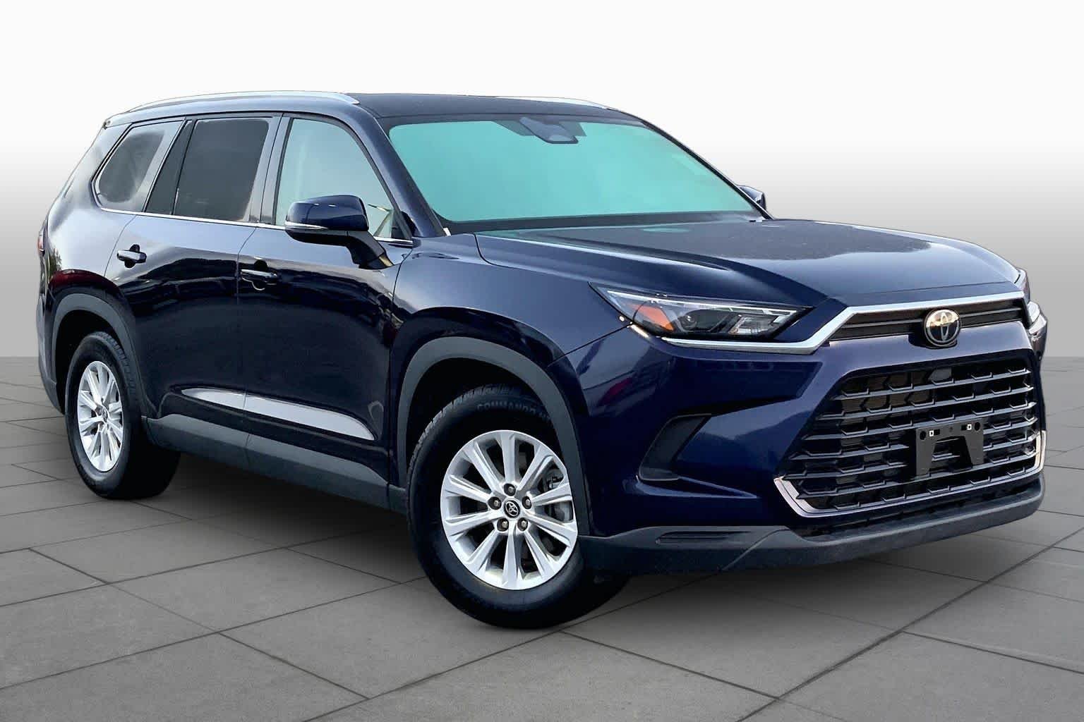 Used 2025 Blueprint Toyota XLE image 3
