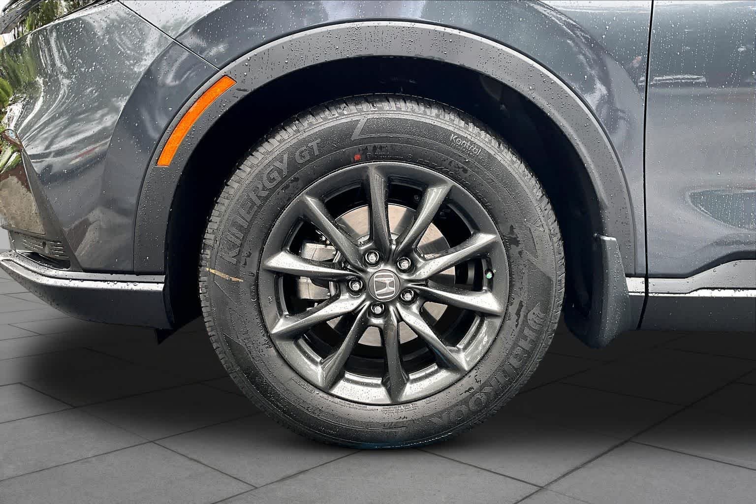 New 2026 Meteorite Gray Metallic Honda EX-L image 9