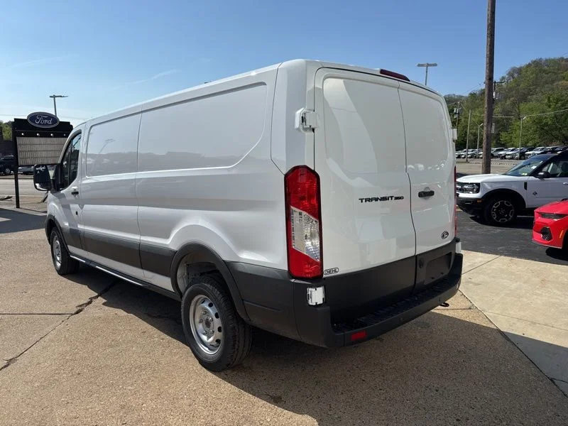 New 2026 Oxford White Ford Cargo Van image 5