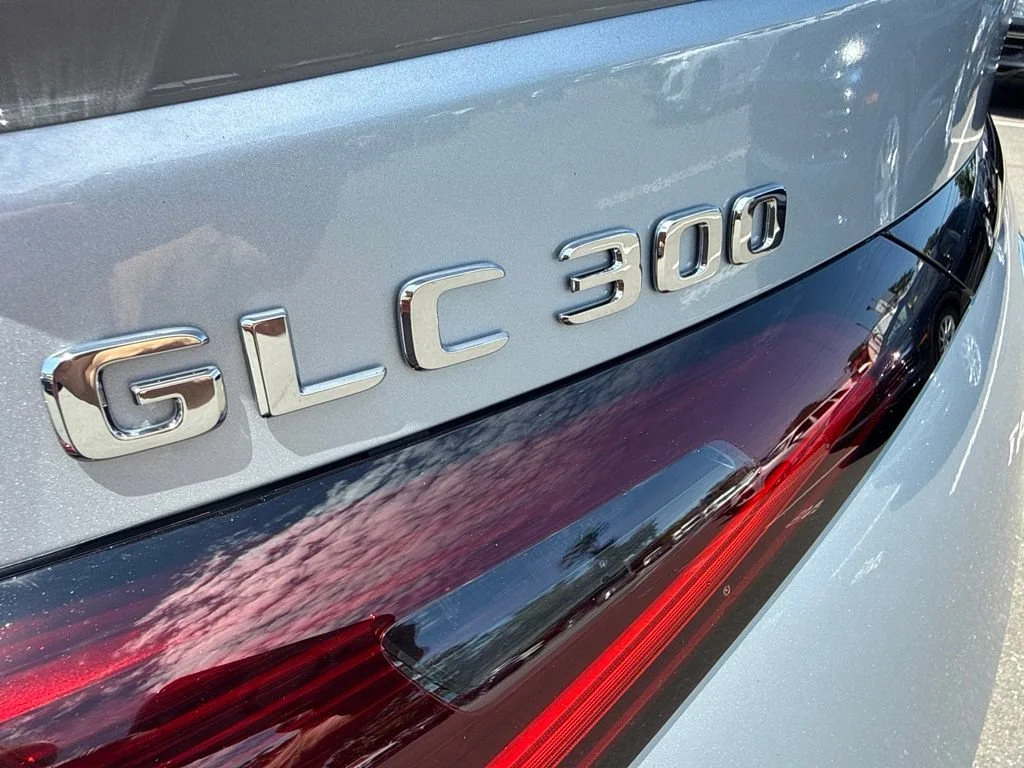 New 2026 Cirrus Silver Metallic Mercedes-Benz GLC 300 image 9
