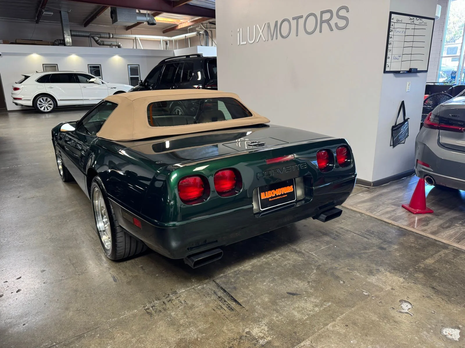 1994 Chevrolet Corvette - Photo 8