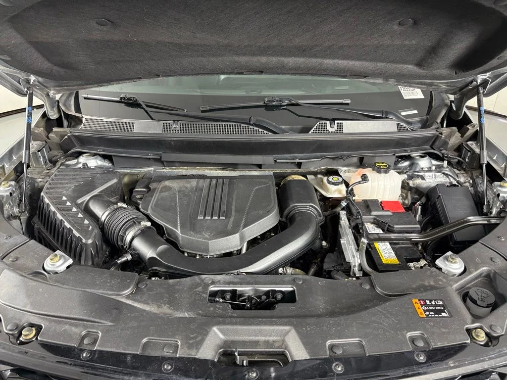 Used 2024 Gray Chevrolet Z71 image 50