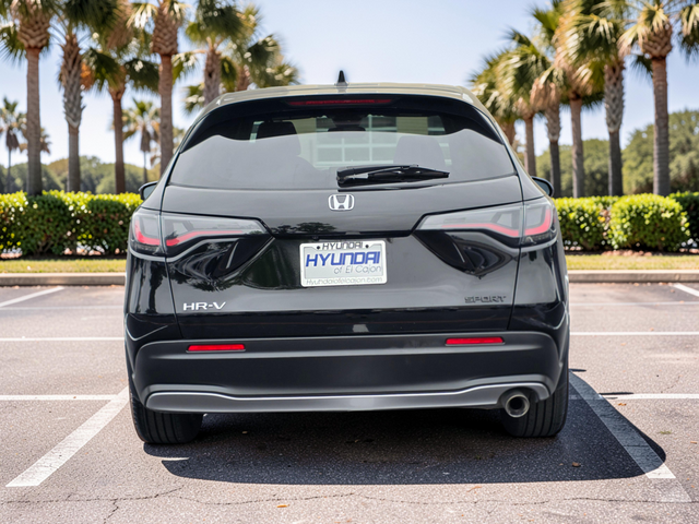 Used 2024  Honda Sport image 6