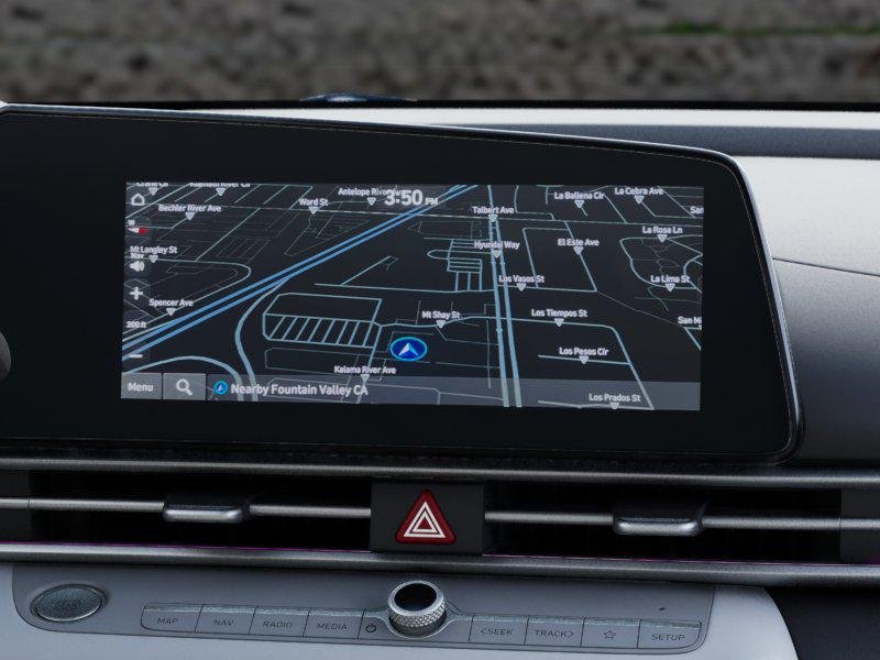 2025 Hyundai Elantra Limited - Photo 13