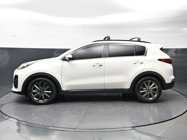 Used 2020 White Kia S image 8