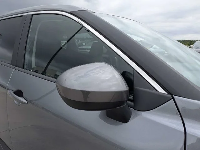 Used 2025 Gray Nissan SV image 10