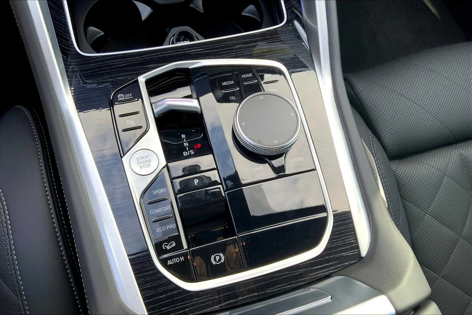 2026 BMW X6 M60i - Photo 18