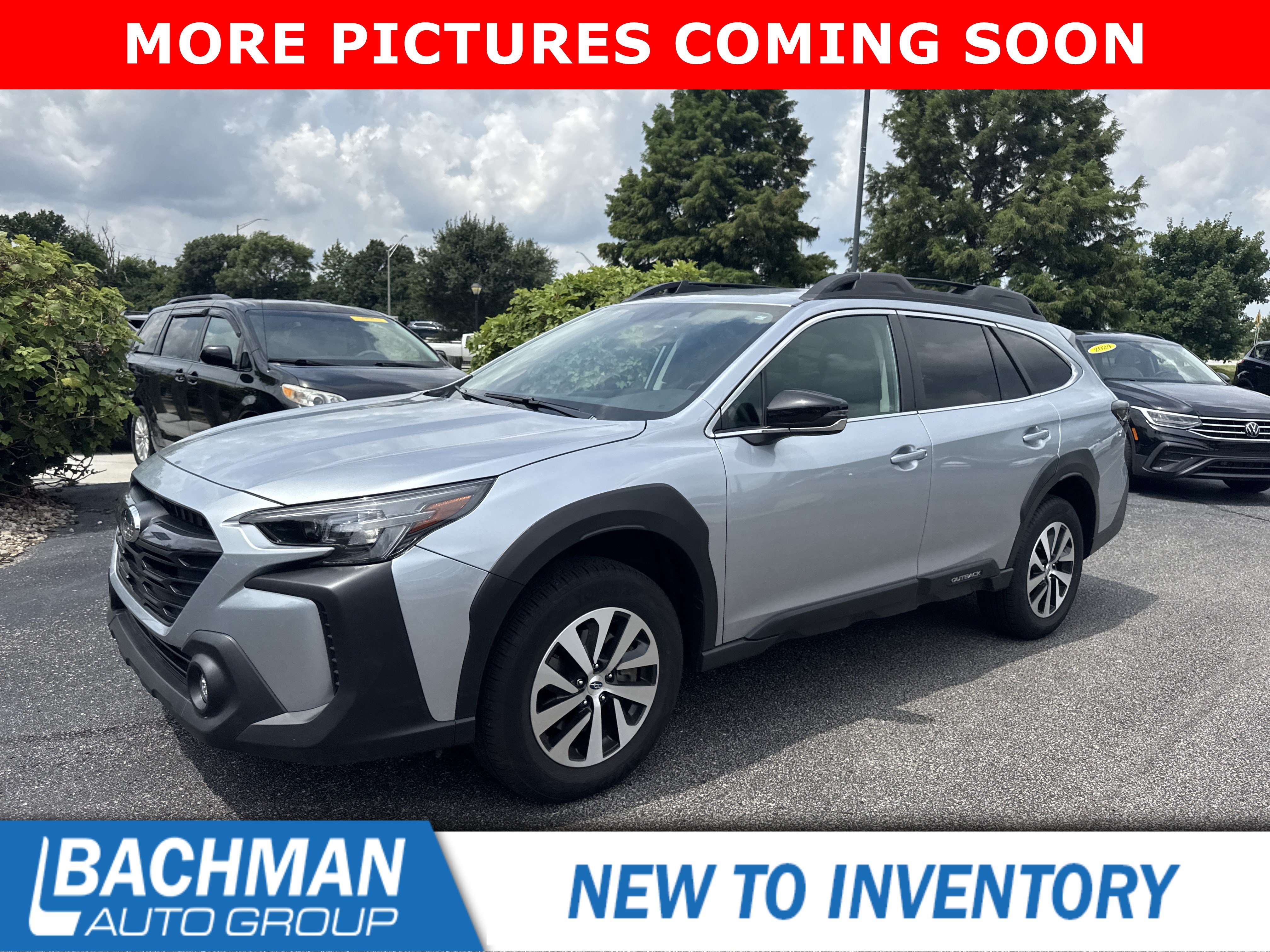 Used 2025 Ice Silver Metallic Subaru Premium image 10