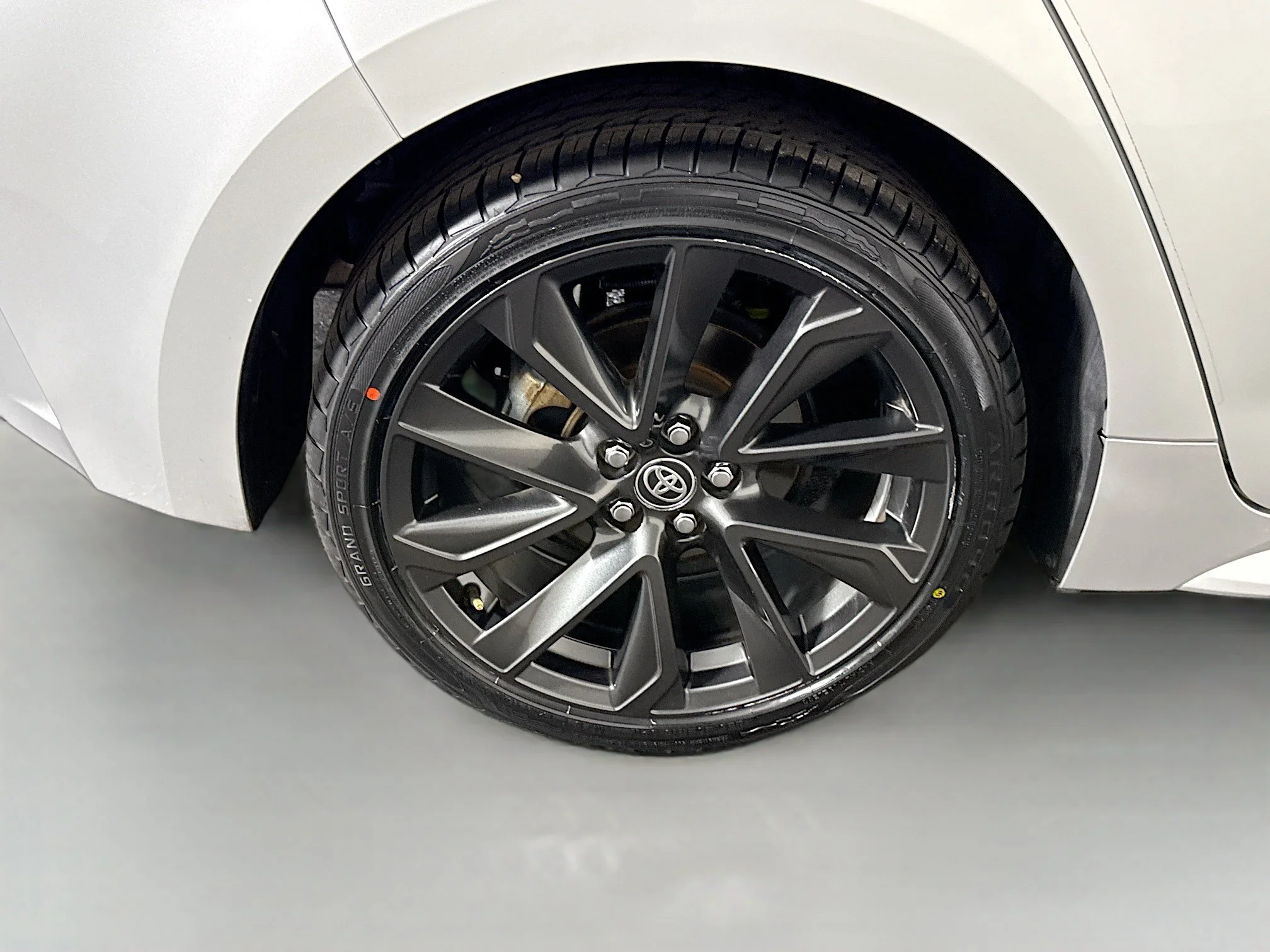 Used 2023 Classic Silver Metallic Toyota XSE image 29