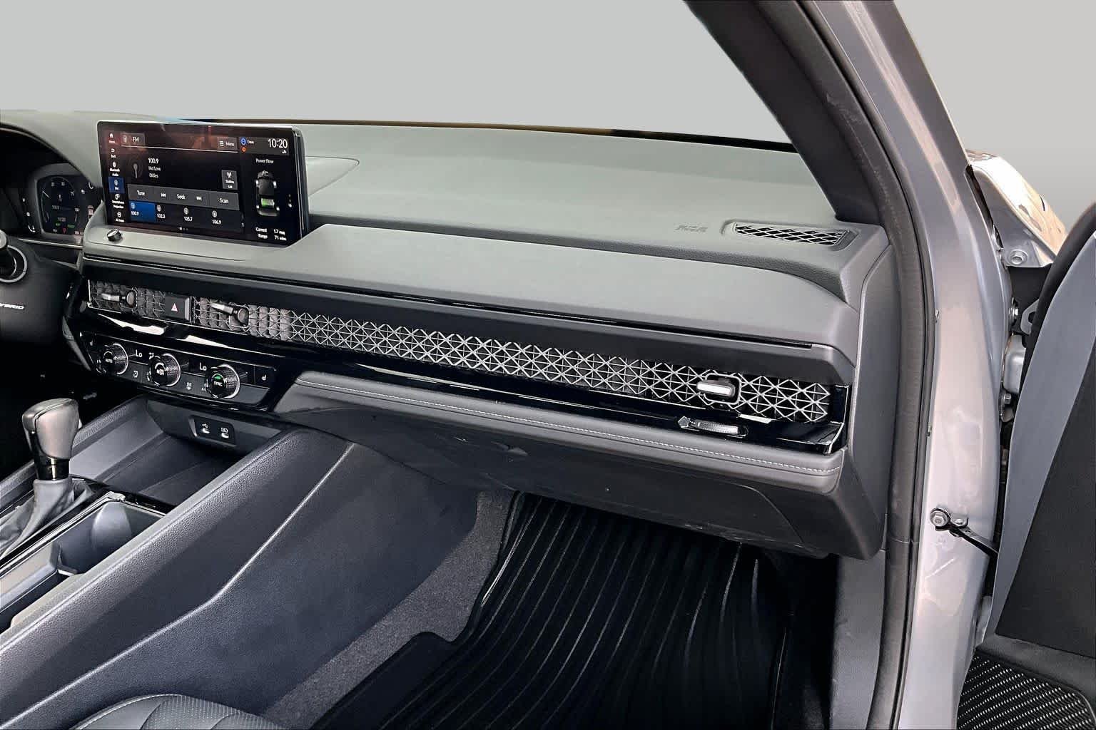 2023 Honda Accord Hybrid Sport-L - Photo 19
