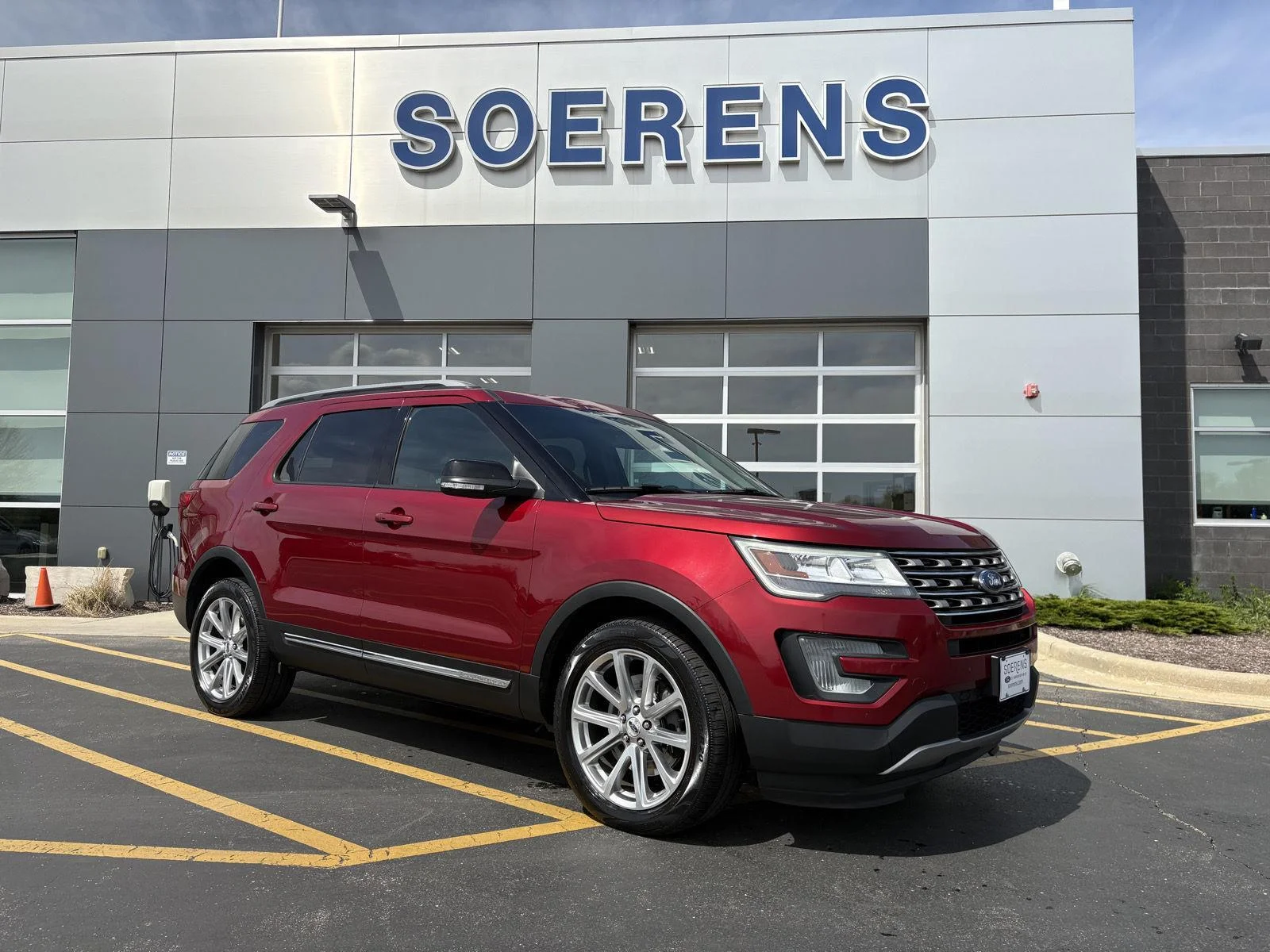 2016 Ford Explorer