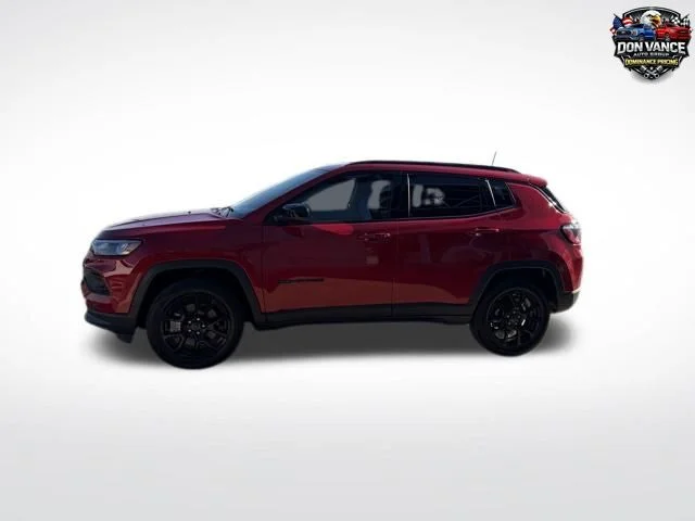 New 2026 Red Hot Pearlcoat Jeep Latitude image 2