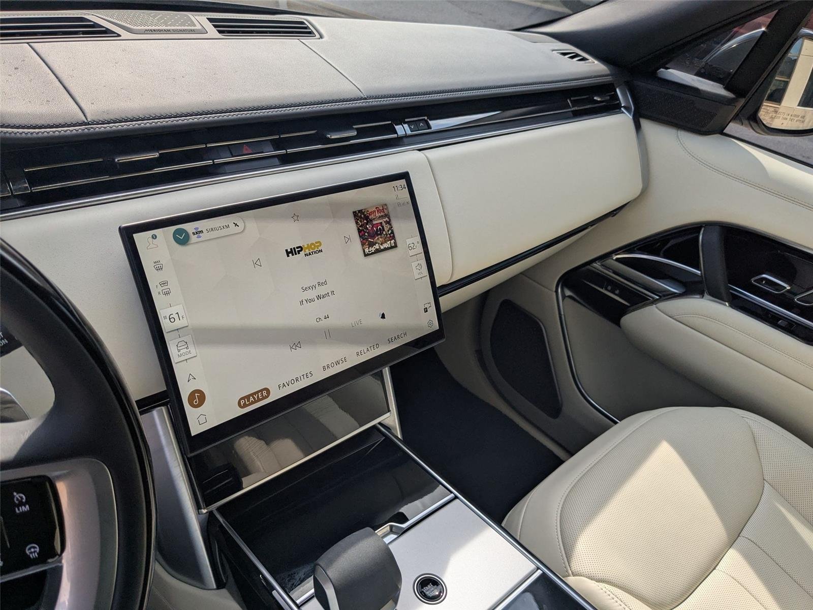 2025 Land Rover Range Rover Autobiography - Photo 16