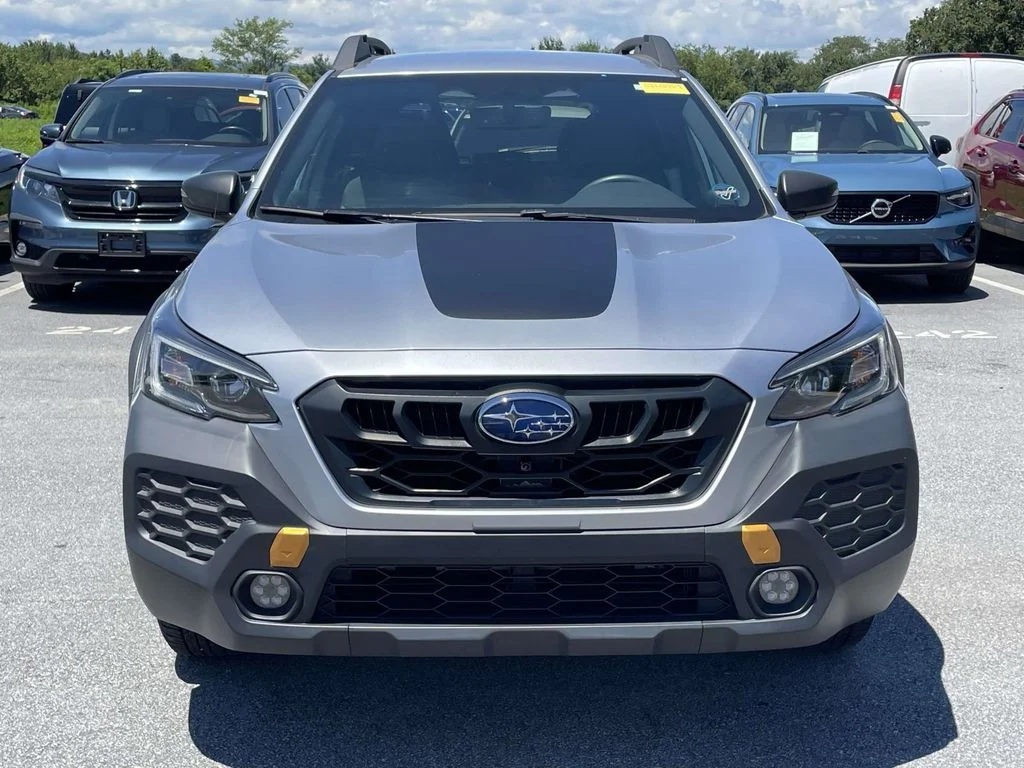 Used 2024 Ice Silver Metallic Subaru Wilderness image 20