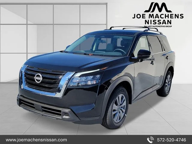 2025 Nissan Pathfinder SV 4WD's photo
