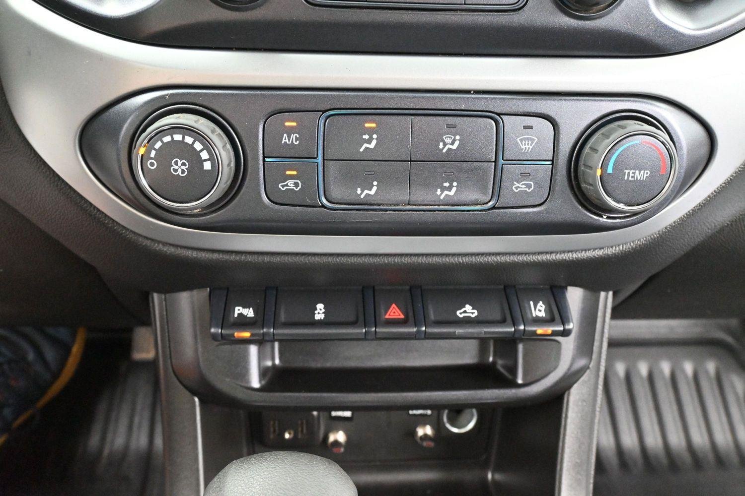 Used 2022 Summit White Chevrolet 4WD LT image 23
