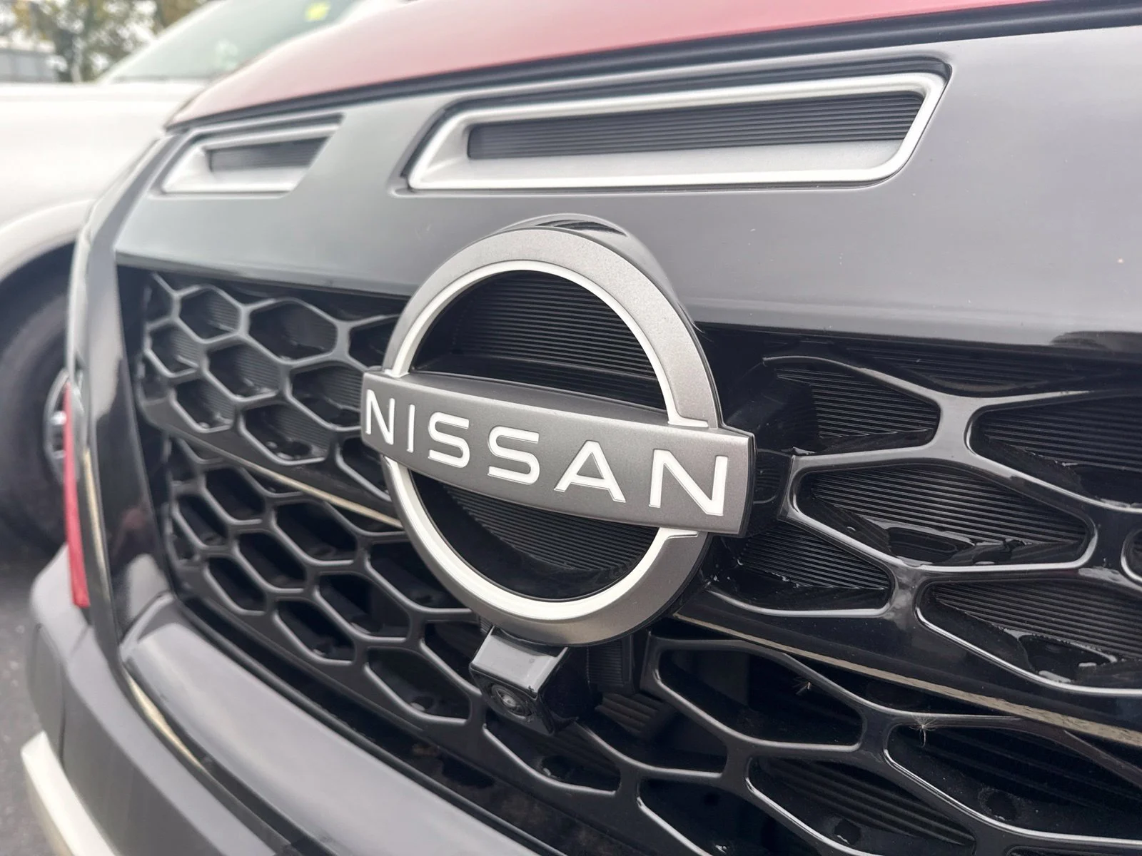 Certified Used 2023 Scarlet Nissan Rock Creek image 17