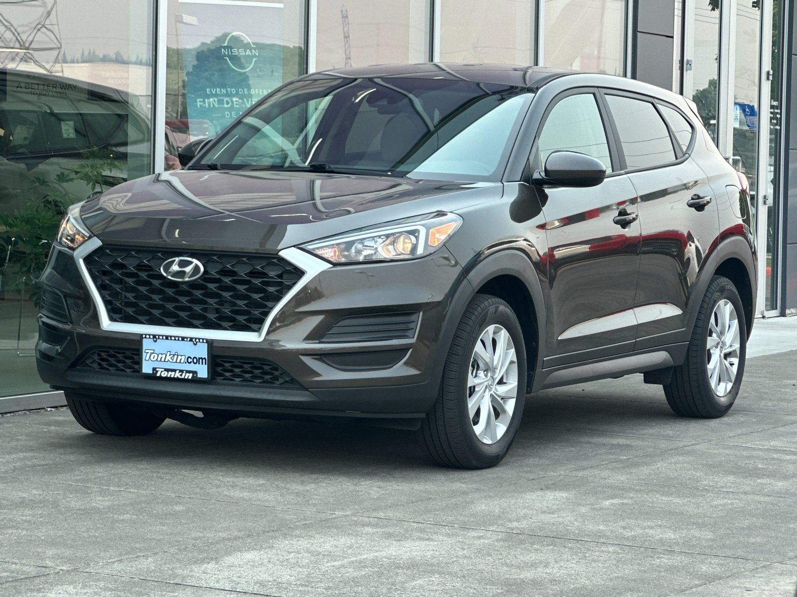 Used 2020 Sage Brown Hyundai SE image 6