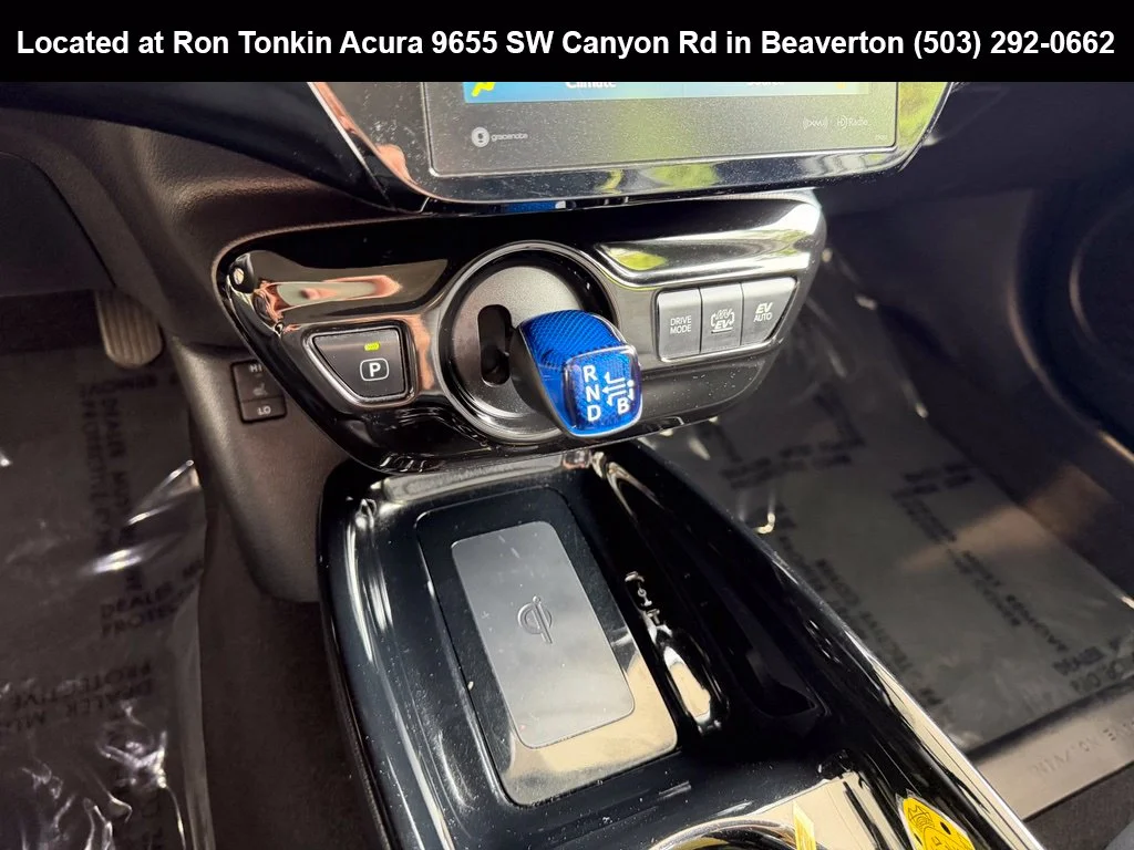 Used 2017 Blizzard Pearl Toyota Premium image 24