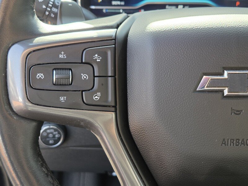 Used 2022 Gray Chevrolet ZR2 image 26