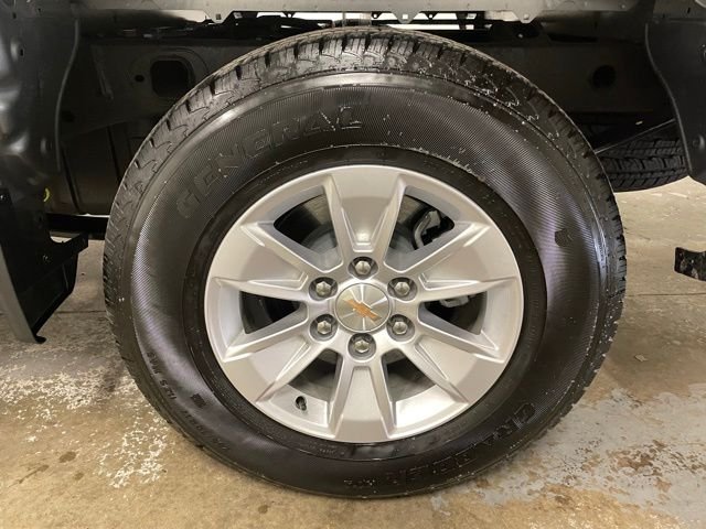 Used 2026 Gray Chevrolet LT image 10