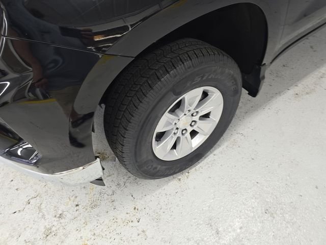 Used 2022 Black Chevrolet LT image 9