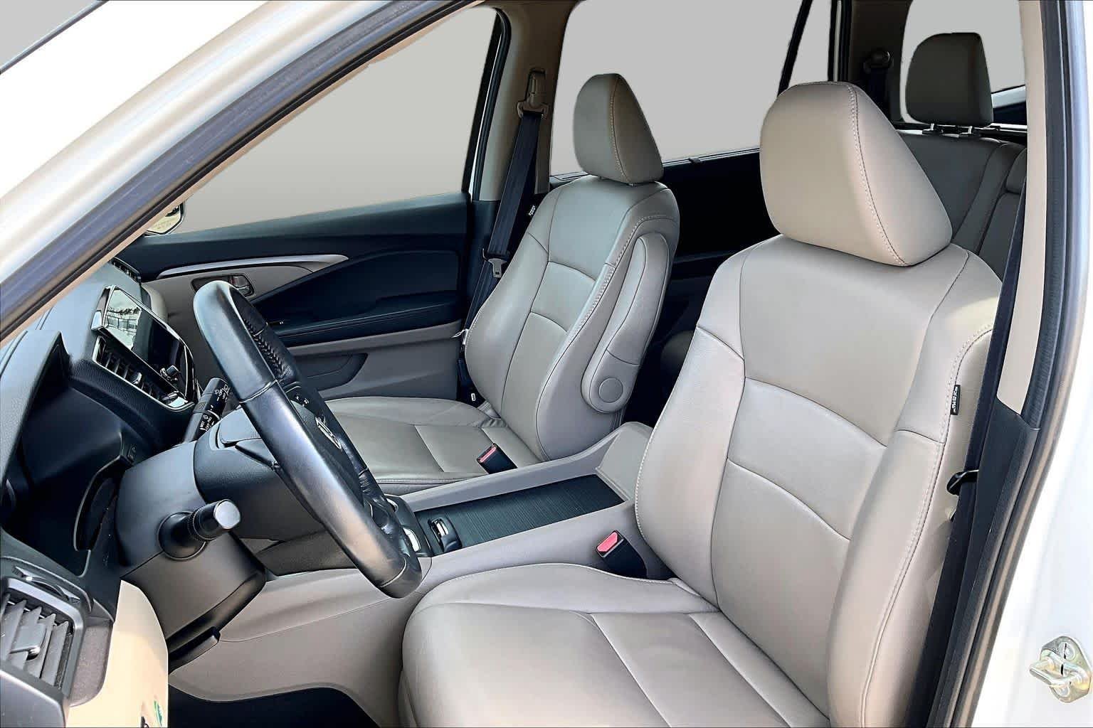 Used 2020 Platinum White Pearl Honda EX-L image 8