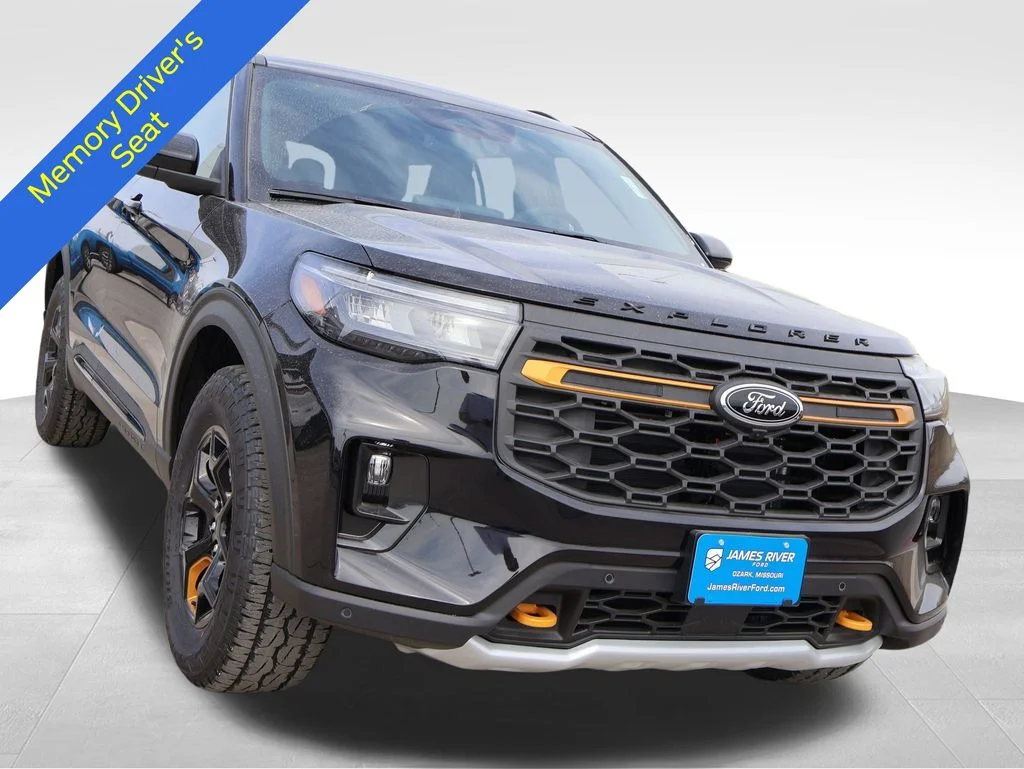 New 2026 Agate Black Metallic Ford Tremor® image 6