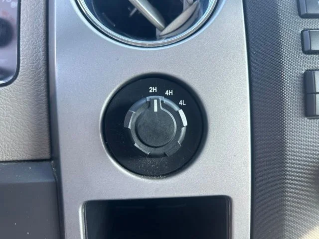 Used 2010  Ford XLT image 14