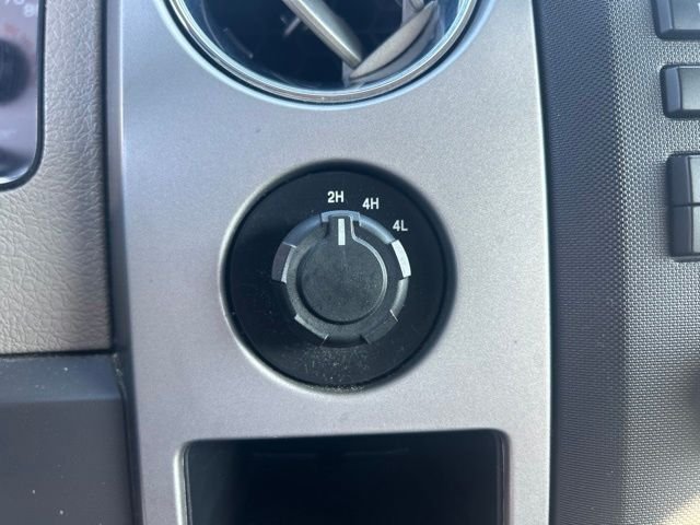 Used 2010  Ford XLT image 14