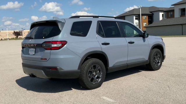 New 2026 Sonic Gray Pearl Honda TrailSport image 8